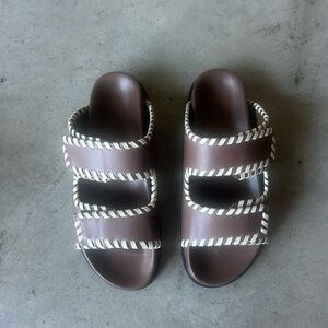 Sol Sana Cocoa Brown Fontelina Footbed Sandals Off White Trim Size EU 37 NWT